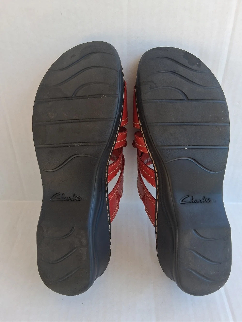Clarks Red Floral Slide Sandals Sz 9 - Picture 6 of 7